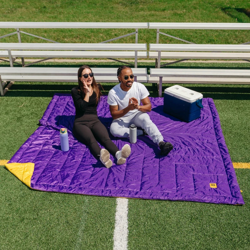 XL Outdoorsy™ Blanket